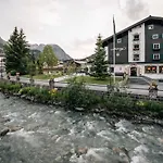 Arlberg מלון לך אם ארלברג
