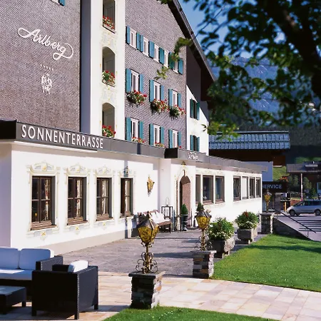 Arlberg فندق