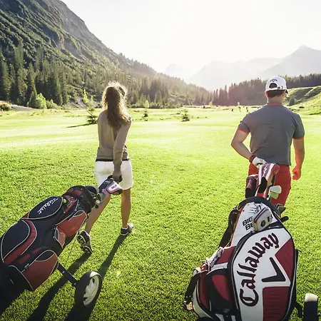 Hotel Arlberg 5*